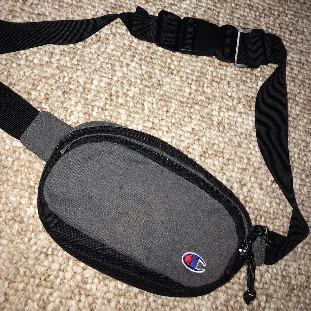 Champion Fannypack